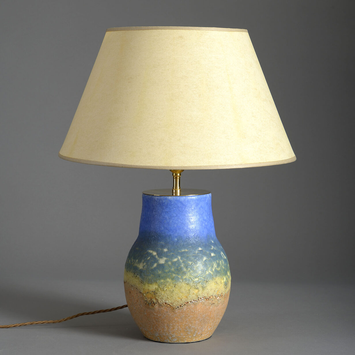 Art vase lamp