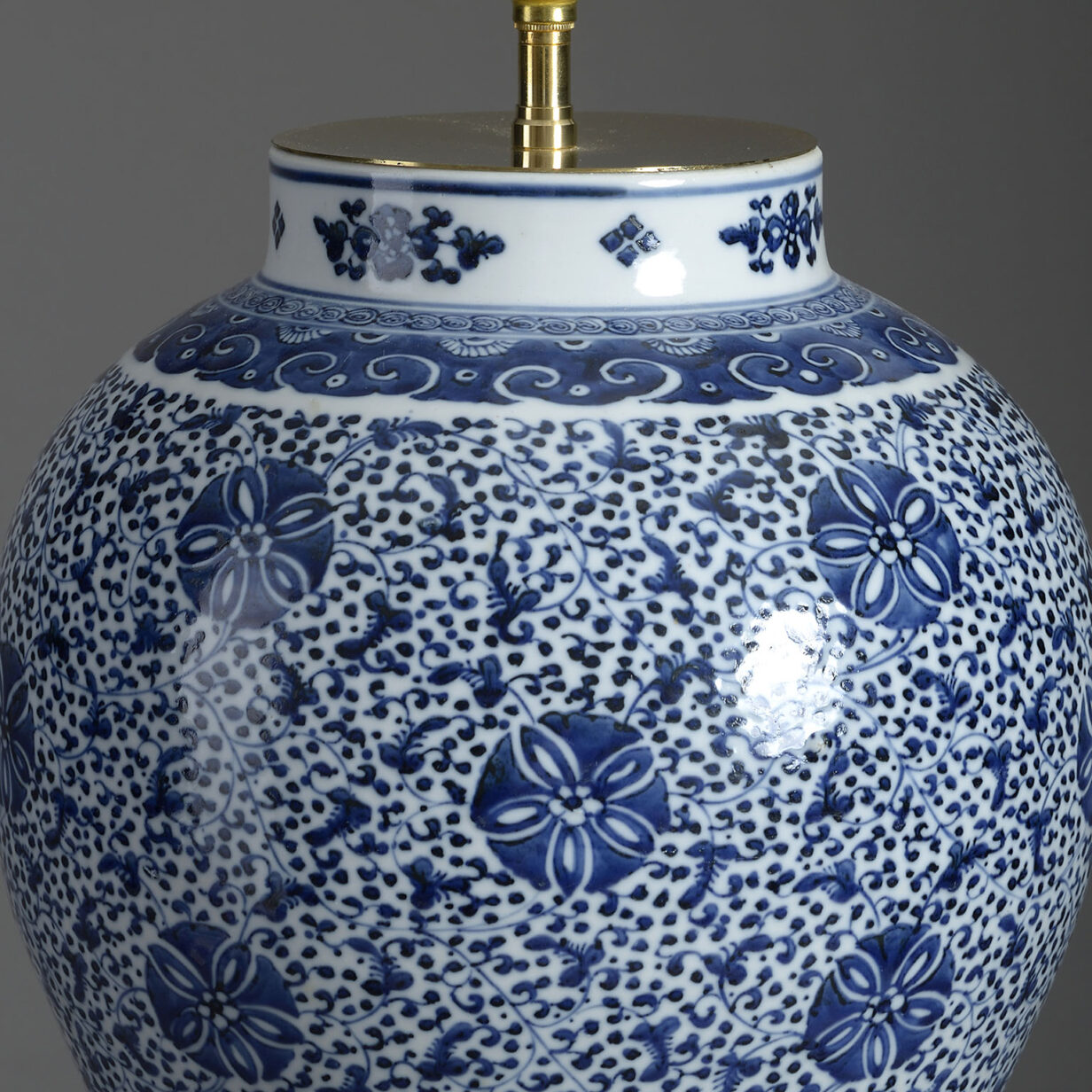 19th century blue and white glazed porcelain chinese export vase lamp