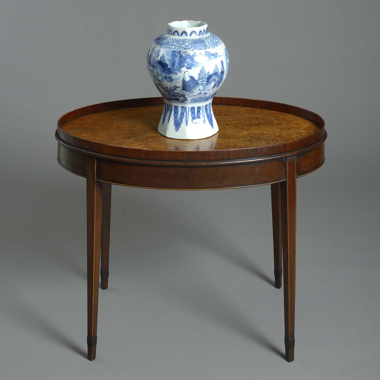 Late 18th century george iii period oval tray on stand