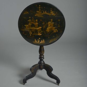Early 19th century black japanned tripod table