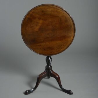 Mid-18th century george iii period mahogany tripod table