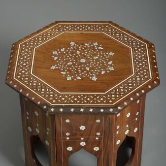 Hoshiapur folding table