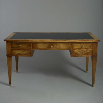Late 18th century louis xvi period mahogany bureau plat