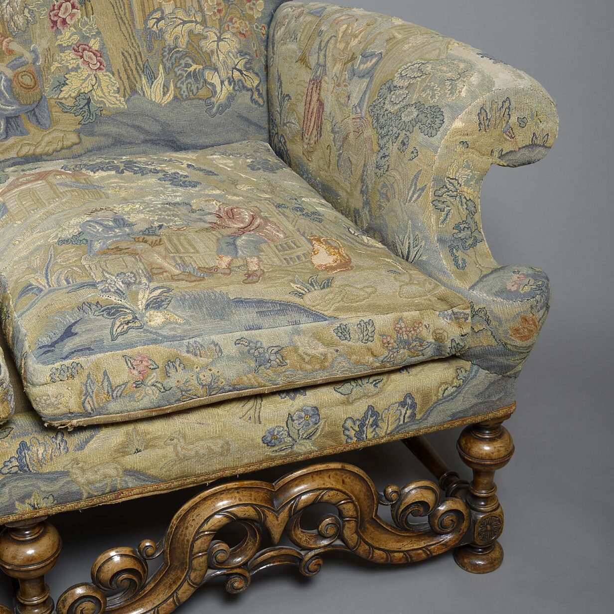 William and mary style settee