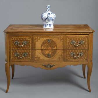 Transitional commode