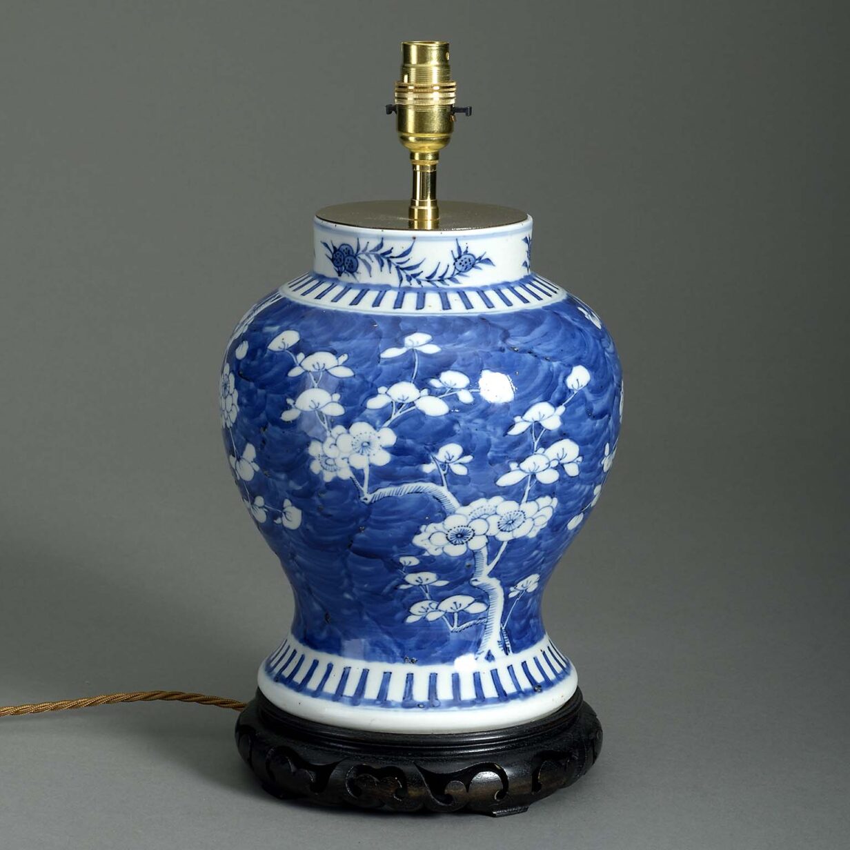 19th century blue & white glazed porcelain vase table lamp