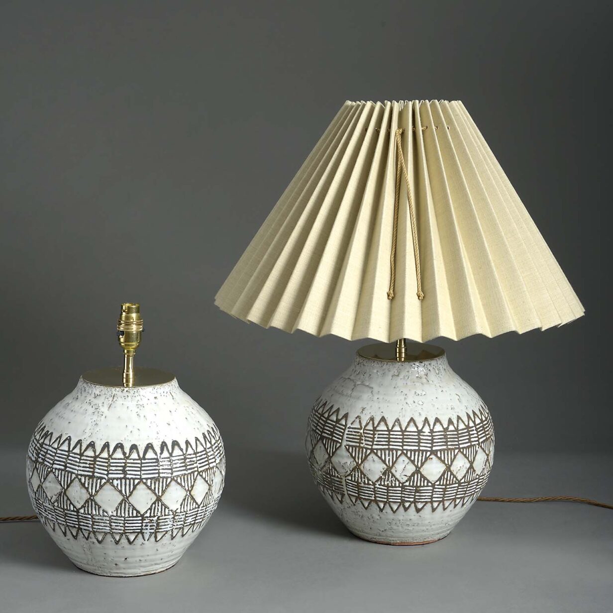 Pair of bulbous jar lamps