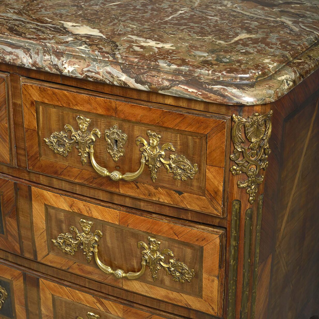 Fine early 18th century louis xiv period commode