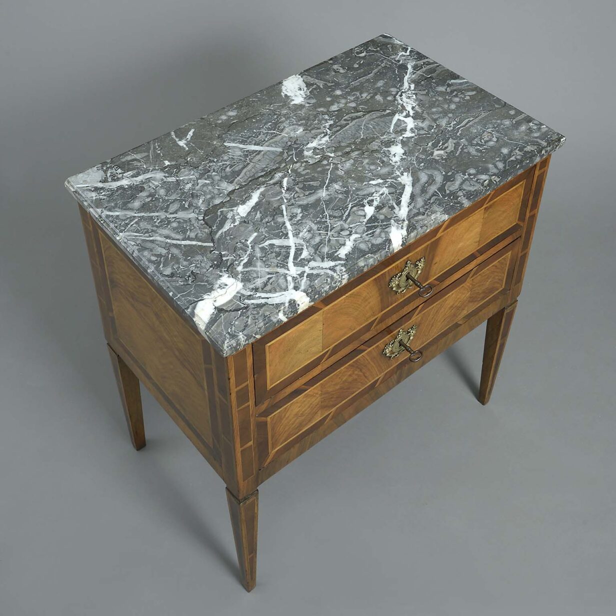 Late 18th century small commode