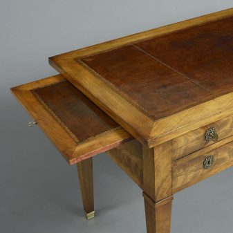 Late 18th century louis xvi period mahogany bureau plat