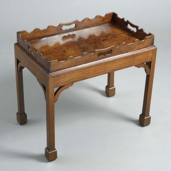 Mid-18th century george iii period mahogany tray table