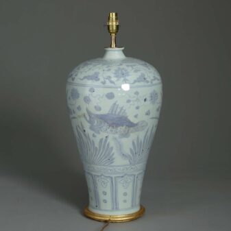 20th century chinese export vase lamp