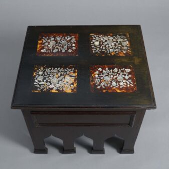Floral inlaid table