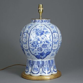 Blue and white delft vase lamp